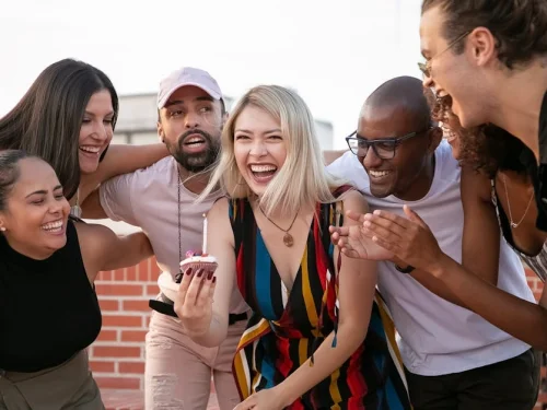 Rüyada Yanağından Isırılmak