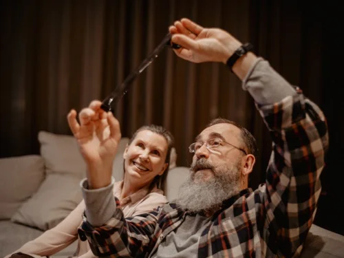 Rüyada Yerden Meyve Toplamak