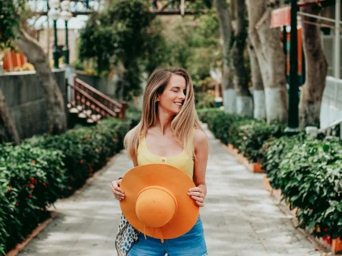 Rüyada Yırtık Elbise Dikmek