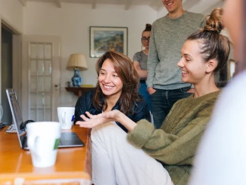 Rüyada Zorla Evlendirmeye Çalışmak